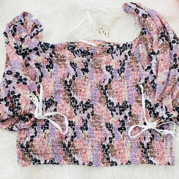 Free People Smocked Puff Sleeve Crop Top - Picture 5 of 6